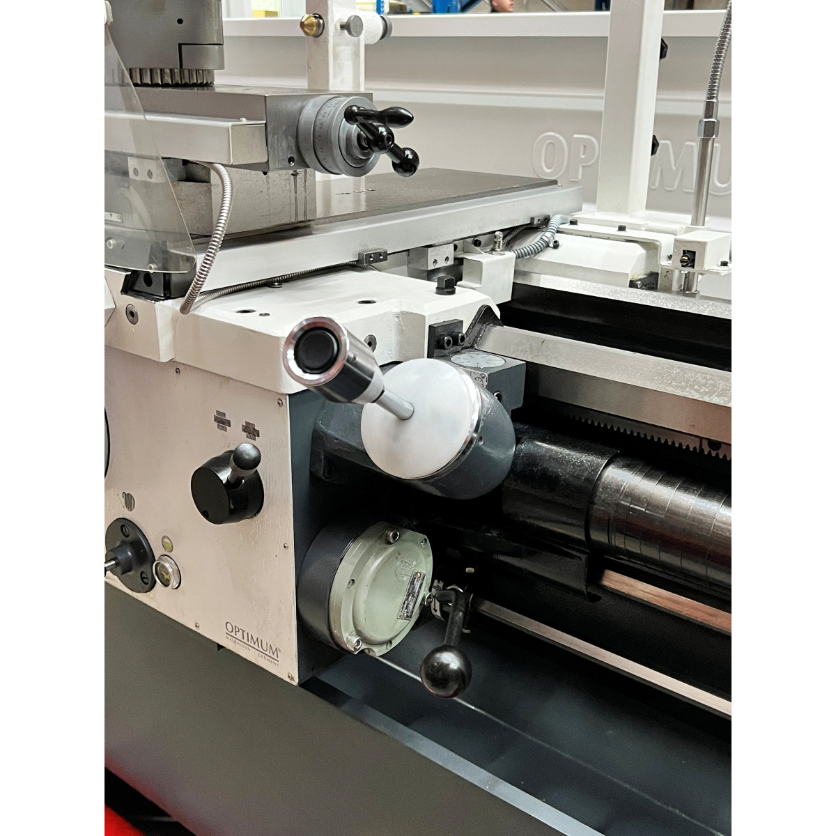 Optimum Leit- und Zugspindeldrehmaschine TH 5620V